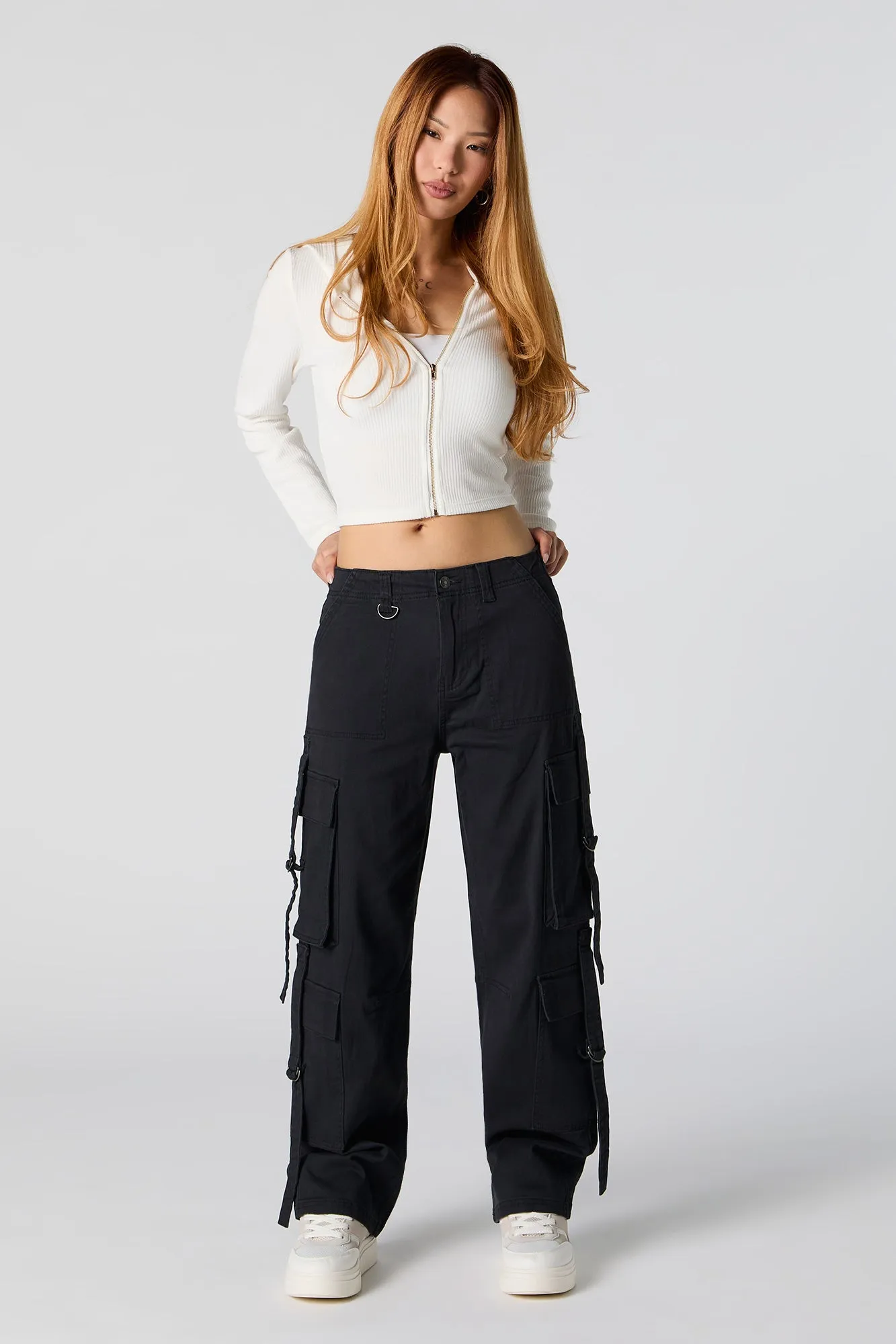 Pantalon cargo utilitaire avec poches multiples sold by Urban Planet product image thumbnail 4