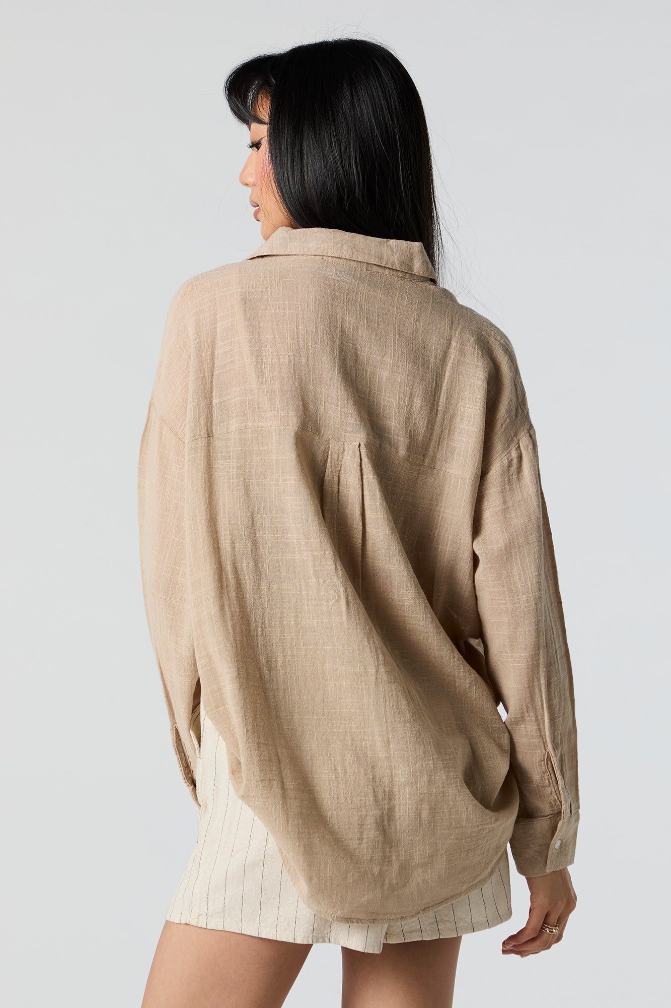 Haut surdimensionné boutonné texturé sold by Urban Planet product image thumbnail 5