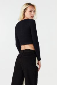 Crop top côtelé à manches longues et encolure carrée sold by Urban Planet