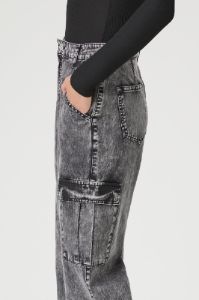 Jean cargo à jambe large délavé minéral sold by Urban Planet