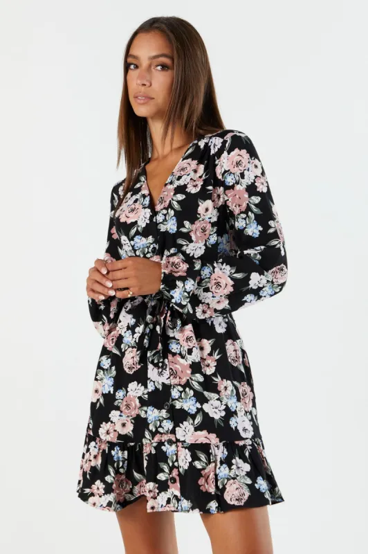 Minirobe à imprimé floral, ceinture et manches longues sold by Urban Planet