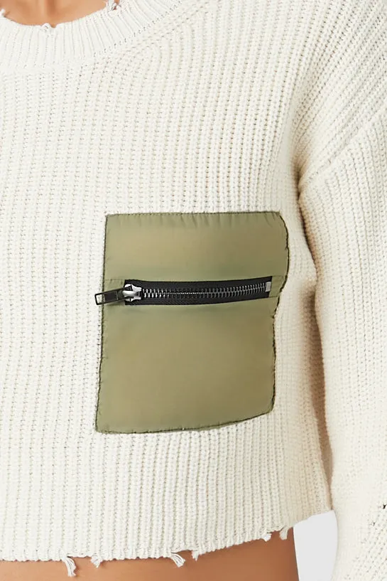 Chandail d'aspect usé avec poche à fermeture à glissière sold by Urban Planet product image thumbnail 5