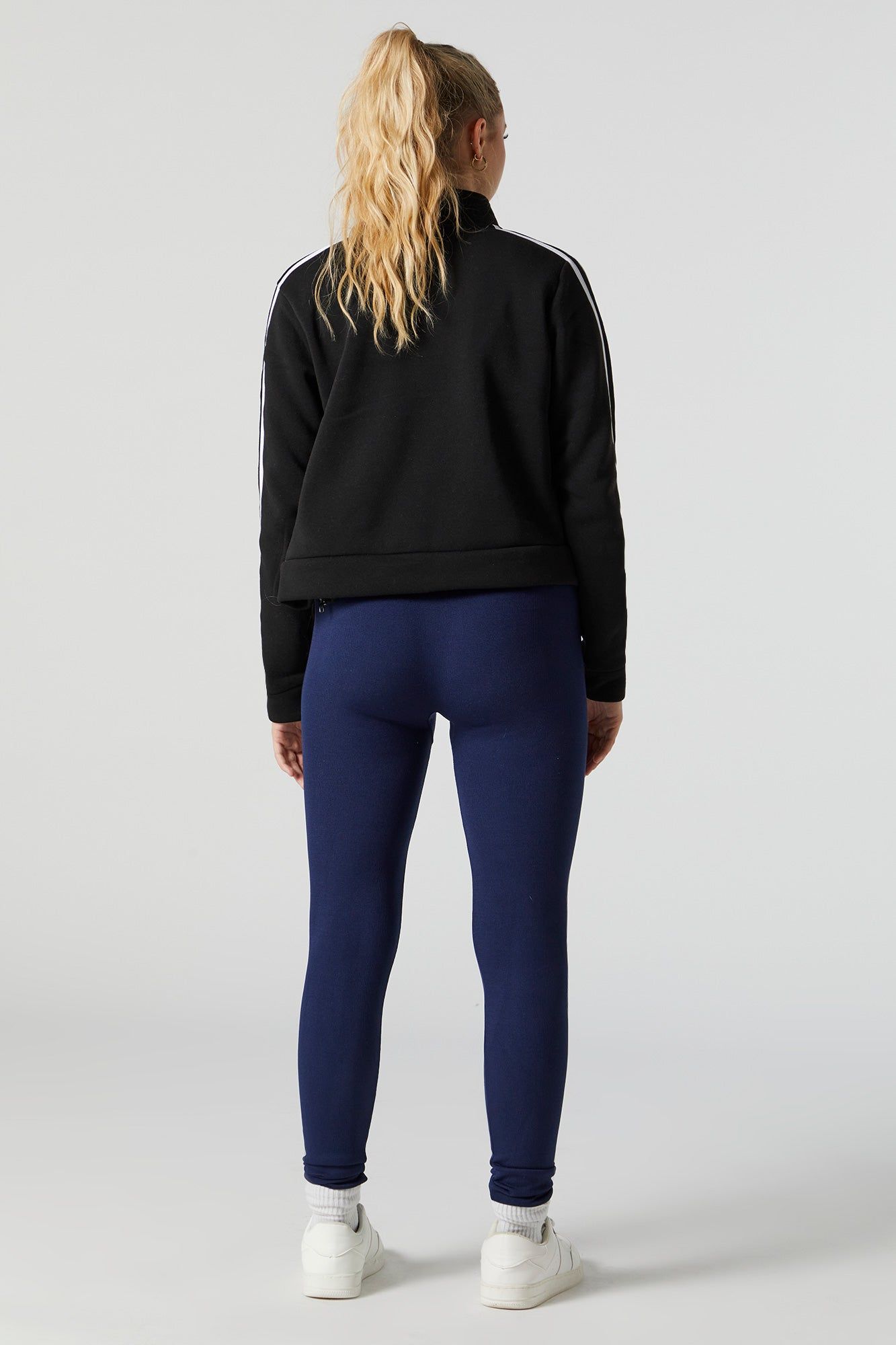 Legging doublé de similifourrrure sold by Urban Planet product image thumbnail 3