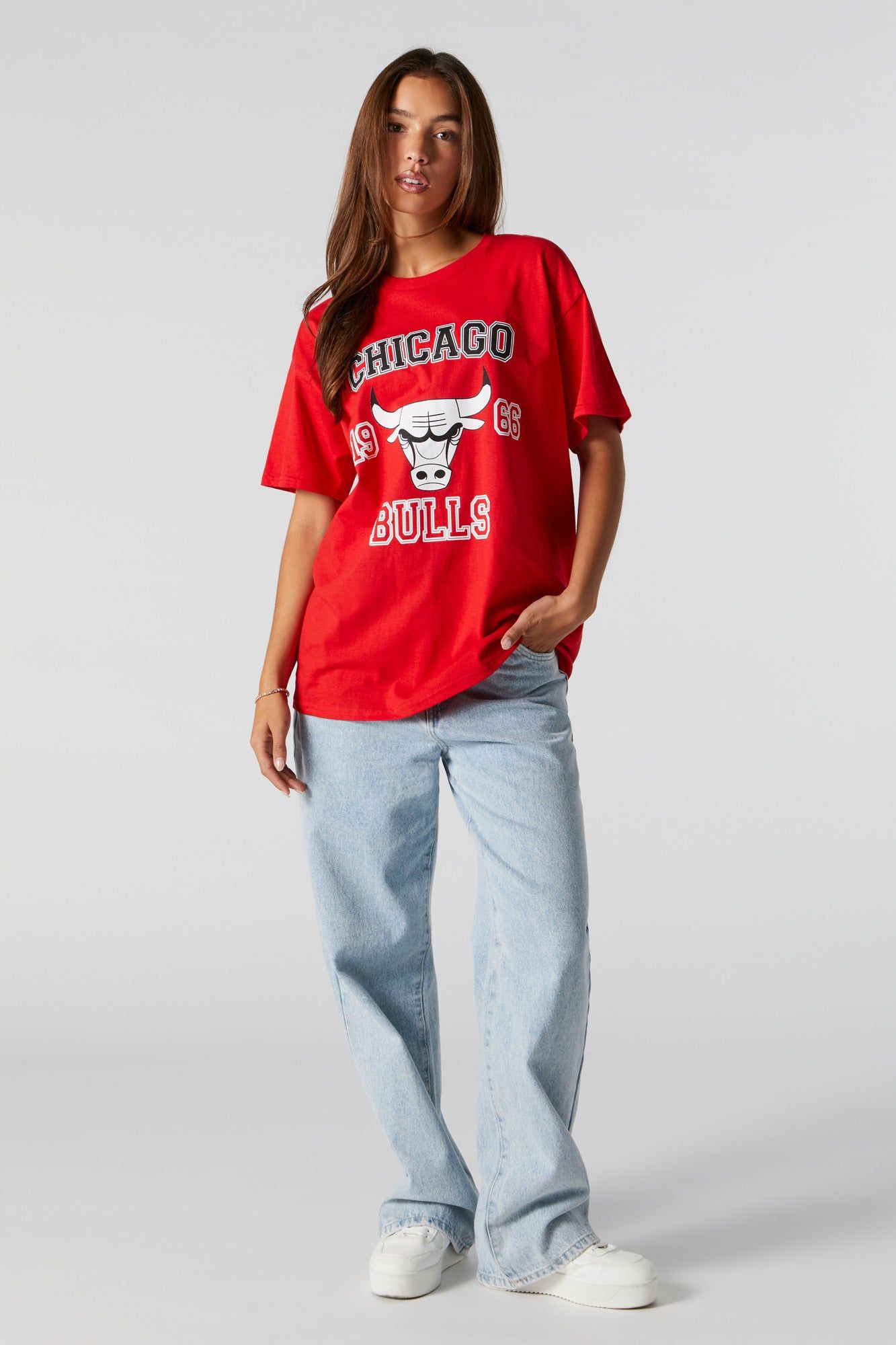 Chicago Bulls Graphic Boyfriend T-Shirt sold by Urban Planet product image thumbnail 3