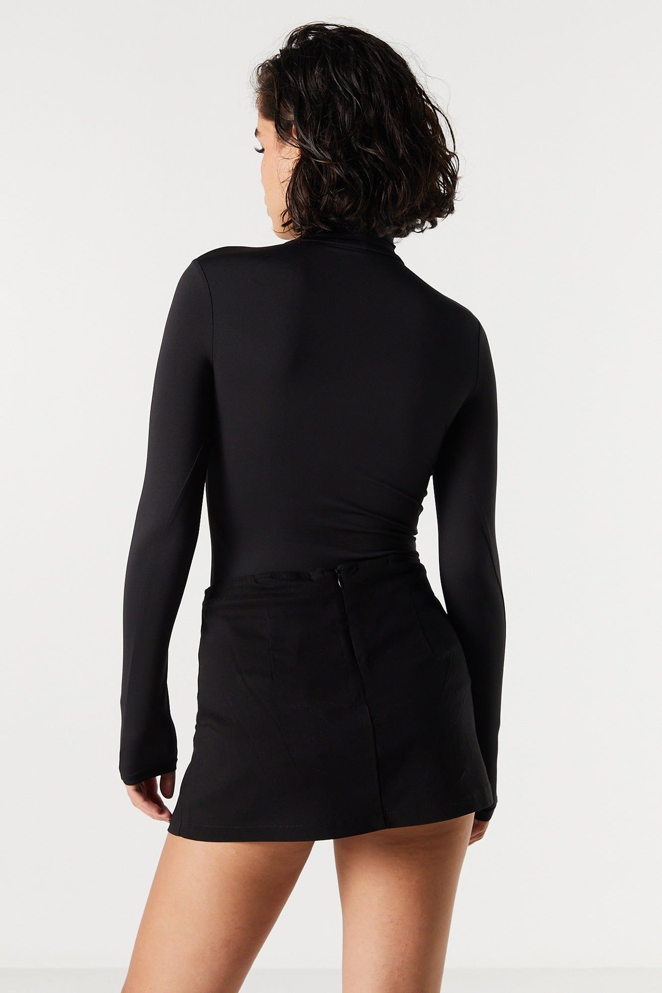 Maillot profilé à manches longues avec col cheminée sold by Urban Planet product image thumbnail 5