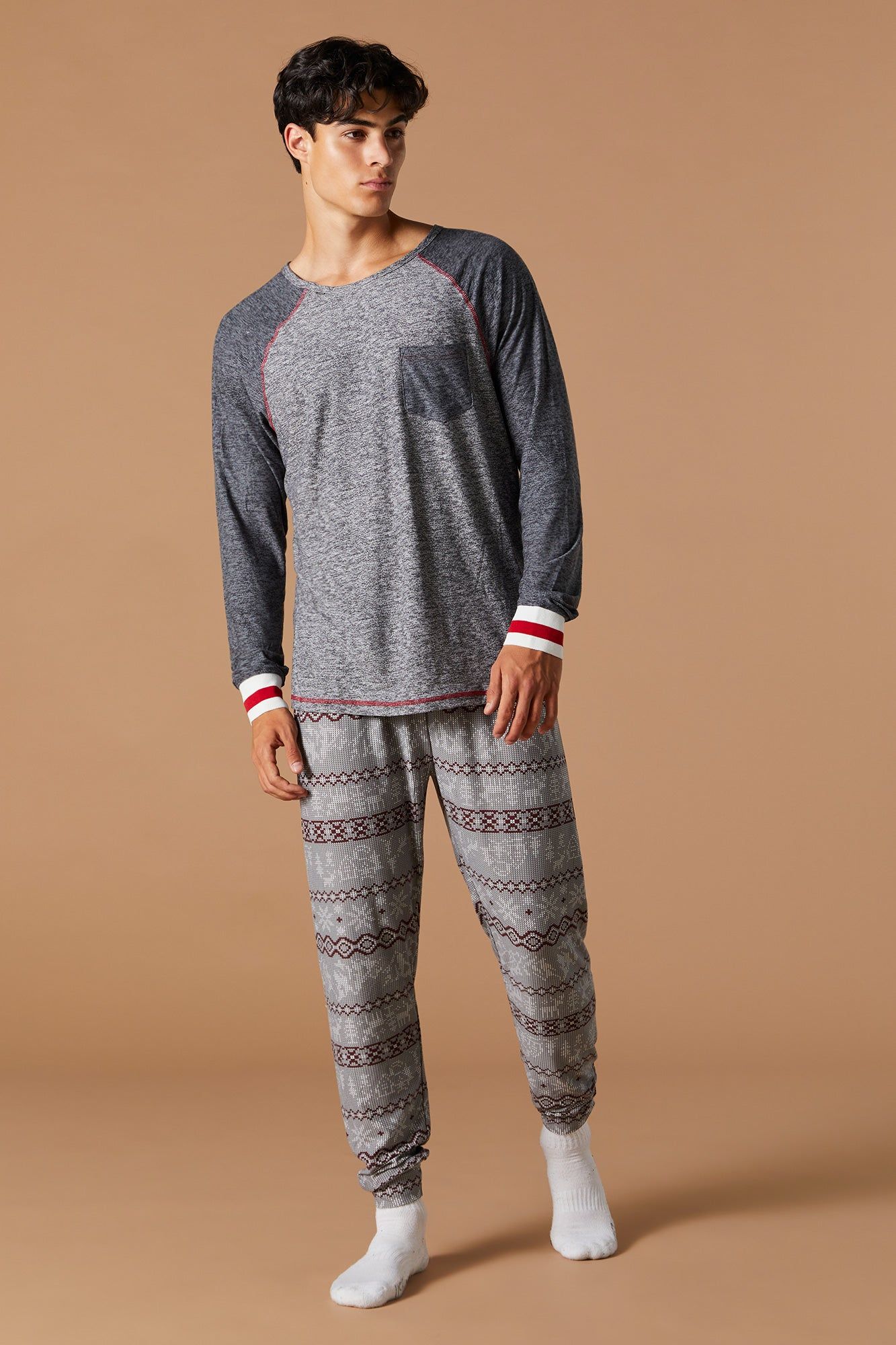 Ensemble pyjama Unisexe Pyjamas de famille en jersey jacquard sold by Urban Planet
