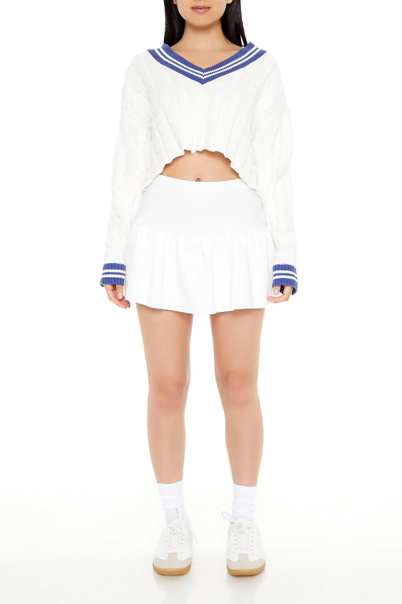 Chandail court en tricot torsadé sold by Urban Planet product image thumbnail 2