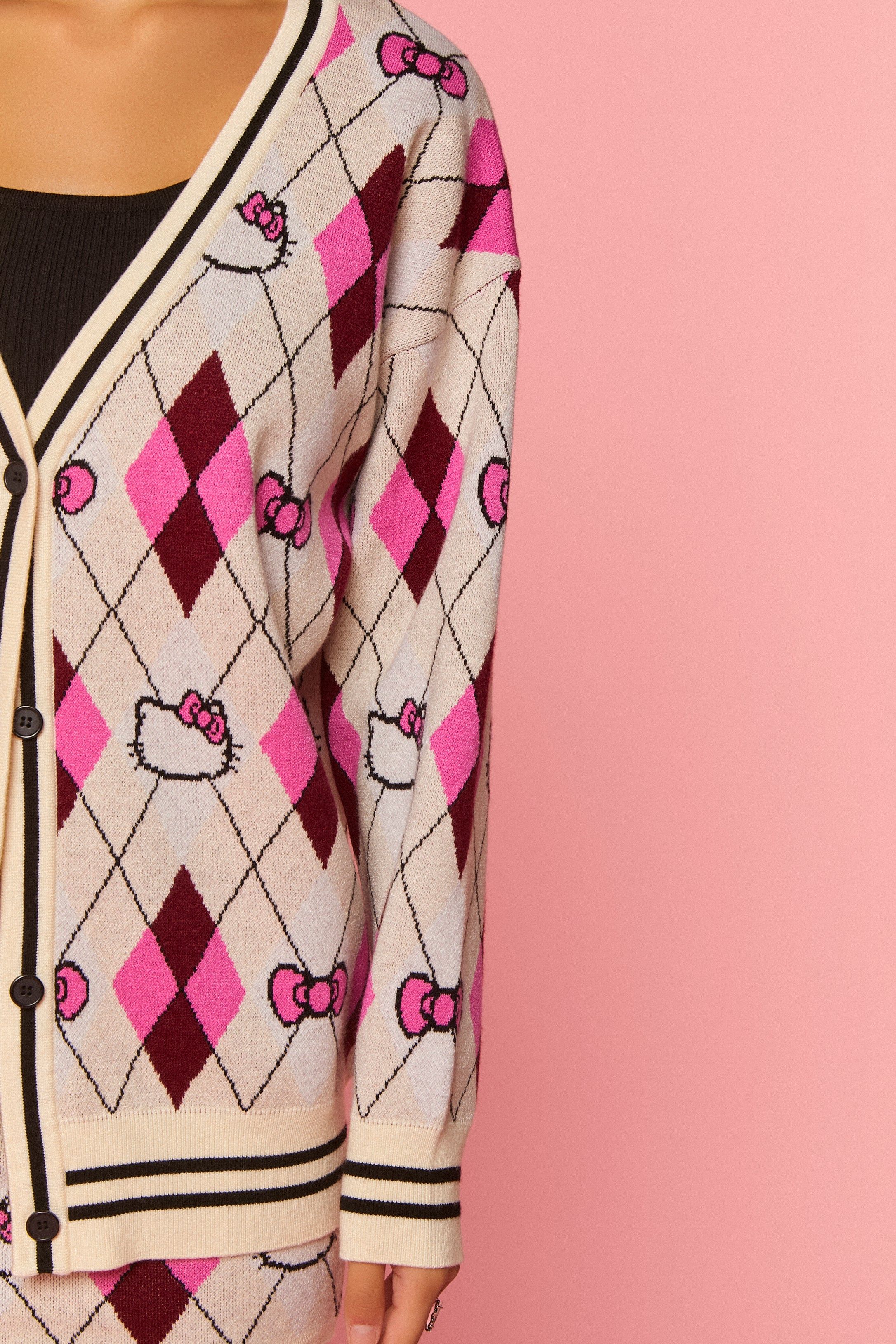 Cardigan en tricot avec motif argyle et imprimé Hello Kitty sold by Urban Planet product image thumbnail 5