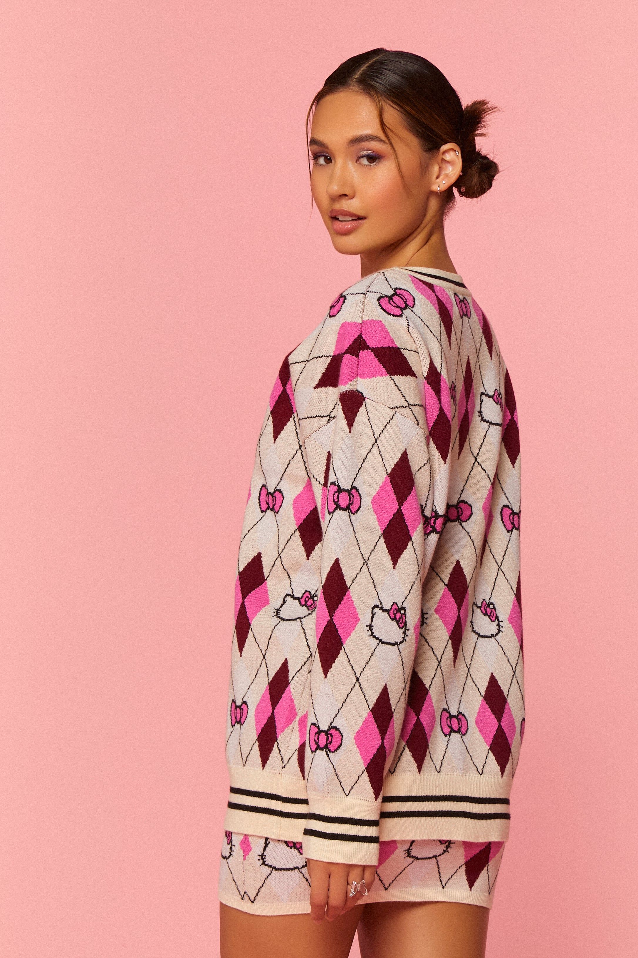 Cardigan en tricot avec motif argyle et imprimé Hello Kitty sold by Urban Planet product image thumbnail 2