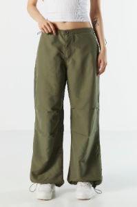 Pantalon parachute uni sold by Urban Planet