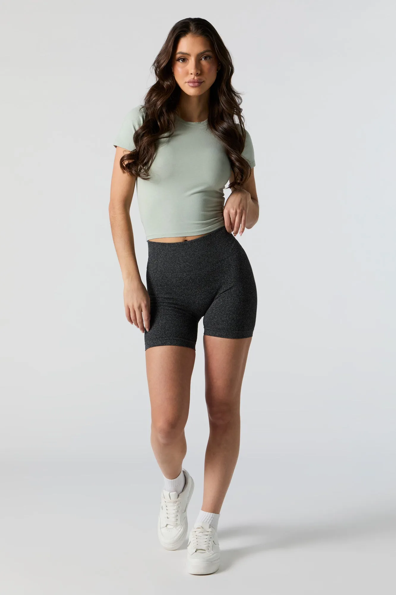 T-shirt ras du cou ultracourt sold by Urban Planet product image thumbnail 3