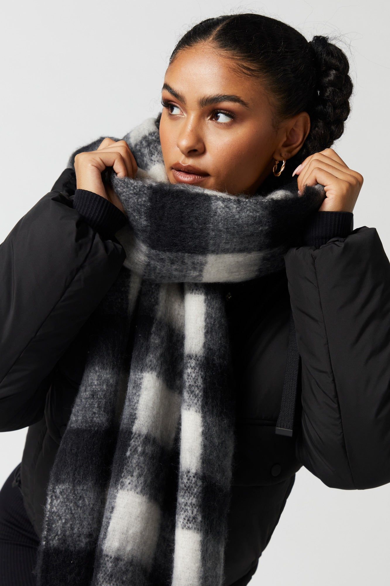 Écharpe brossée à carreaux sold by Urban Planet product image thumbnail 3