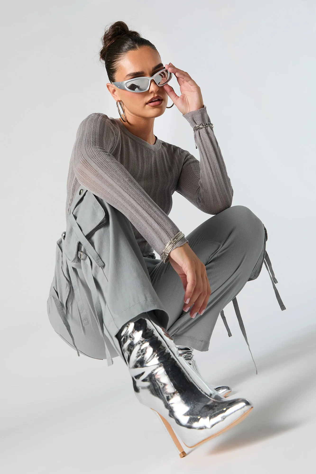 Pantalon cargo utilitaire à jambe droite sold by Urban Planet