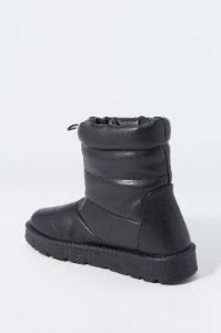 Bottes bouffantes en similicuir sold by Urban Planet