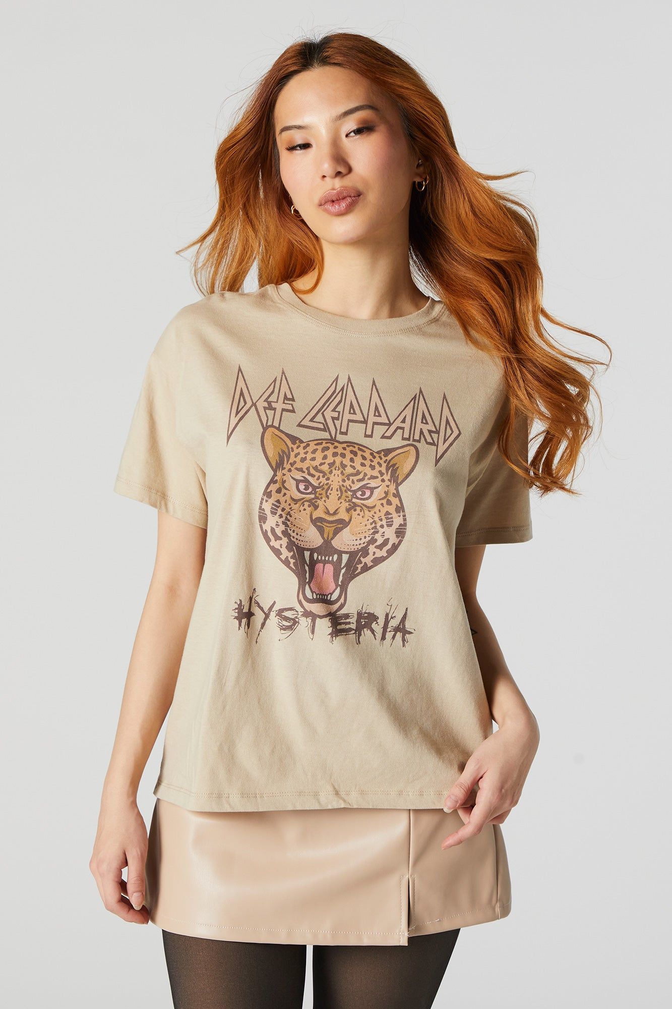 Def Leppard Hysteria Graphic Boyfriend T-Shirt sold by Urban Planet product image thumbnail 2
