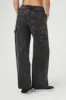 Jean à jambe large utilitaire délavé minéral sold by Urban Planet