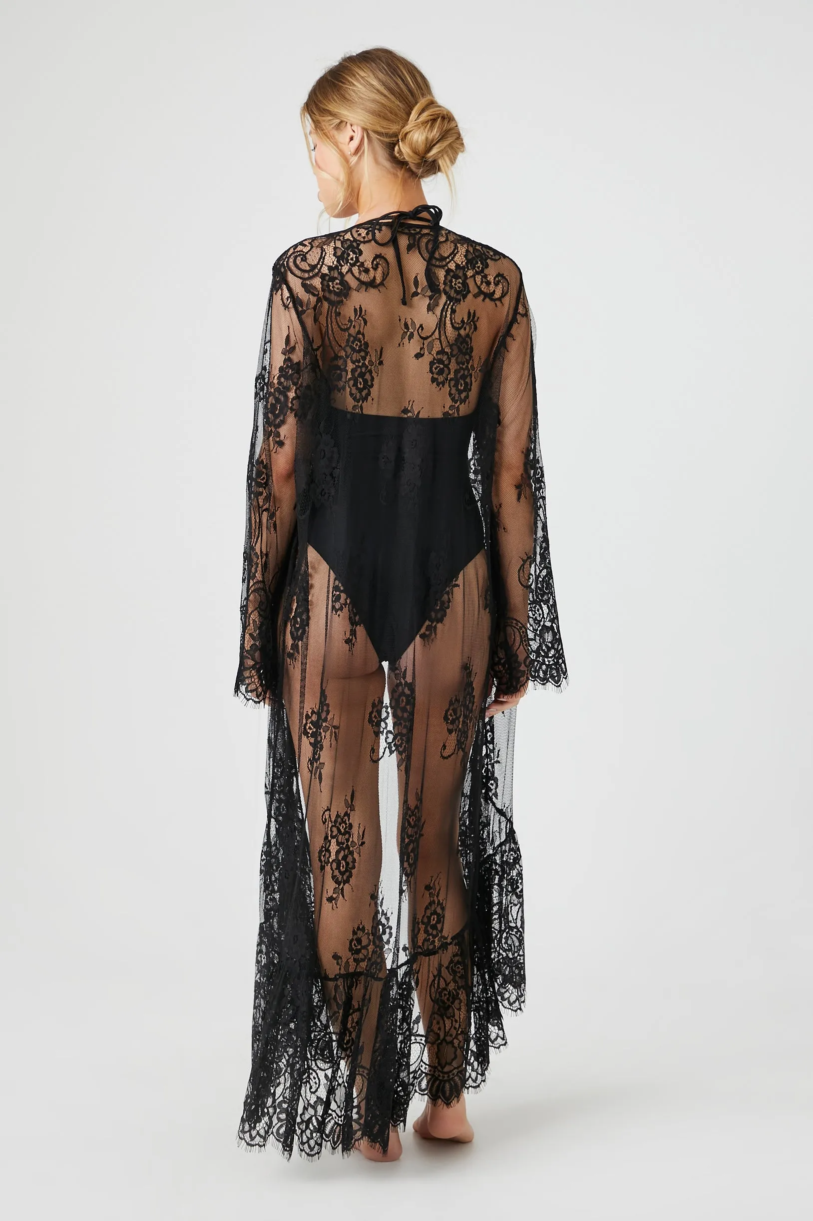Kimono couvre-maillot en dentelle fleurie diaphane sold by Urban Planet product image thumbnail 3