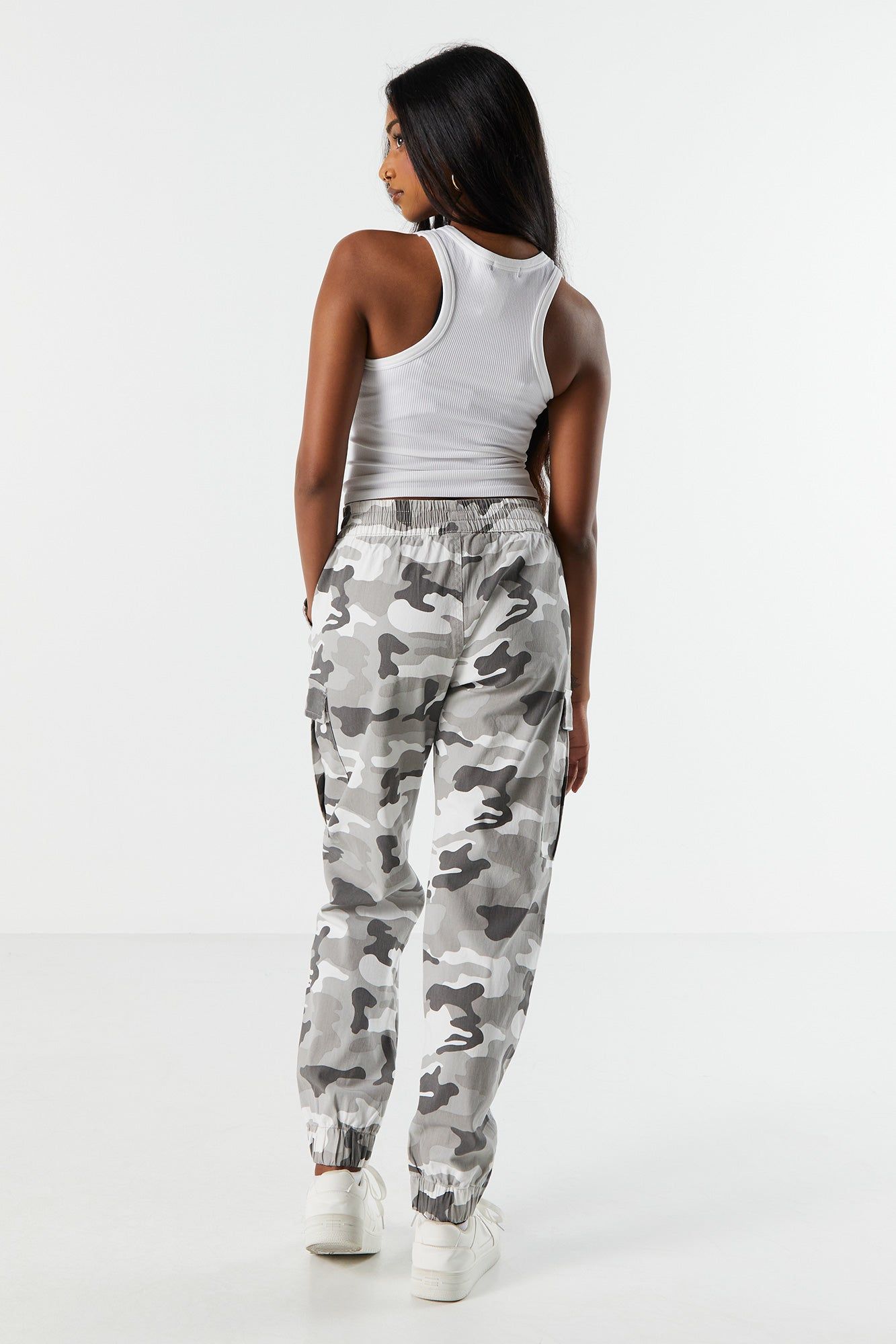 Jogger cargo à imprimé camouflage sold by Urban Planet product image thumbnail 3