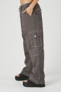 Pantalon cargo en popeline sold by Urban Planet