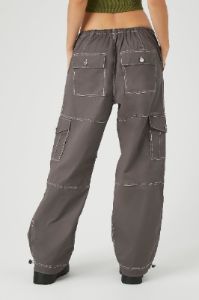 Pantalon cargo en popeline sold by Urban Planet