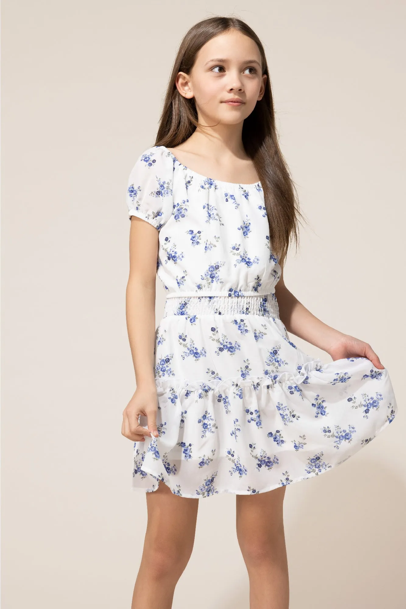 Ensemble avec haut et jupe fleuris blancs pour fille sold by Urban Planet