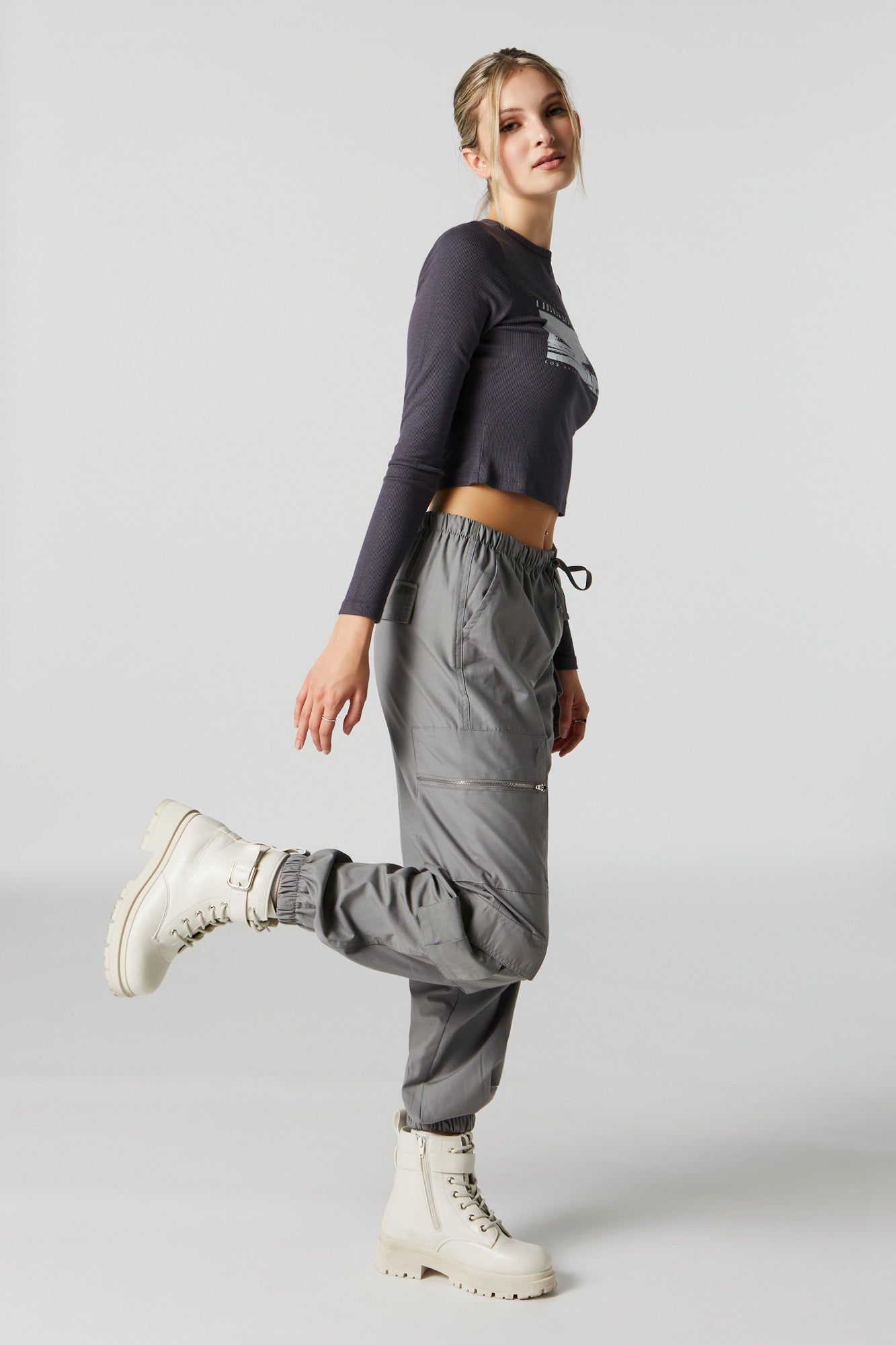 Jogger cargo avec poches multiples sold by Urban Planet product image thumbnail 4