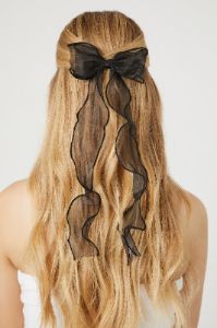 Pince à cheveux avec boucle diaphane sold by Urban Planet