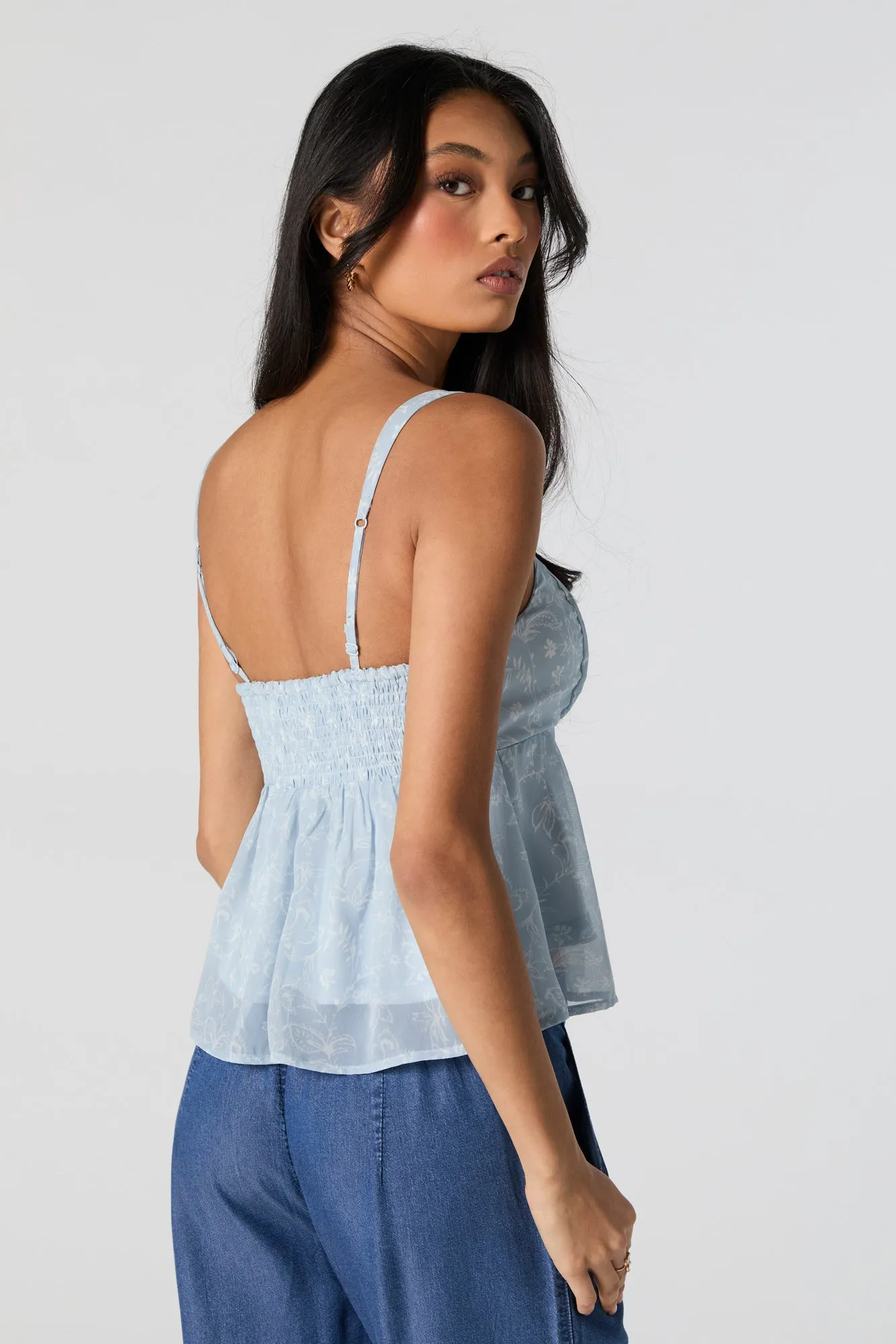 Débardeur de style nuisette laitière en chiffon fleuri bleu sold by Urban Planet product image thumbnail 2