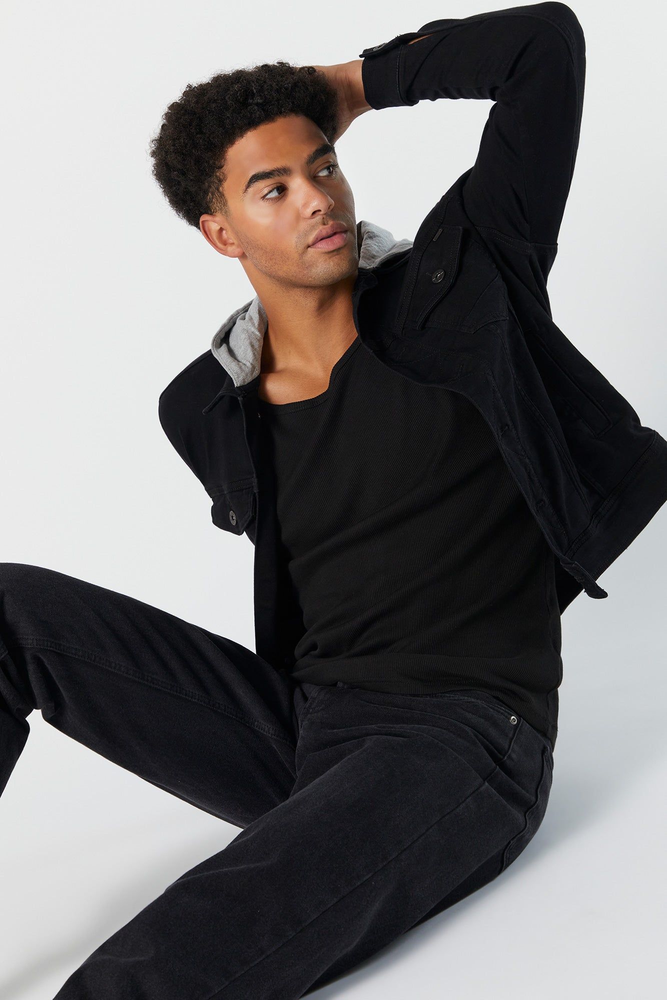 Blouson à capuchon en denim sold by Urban Planet product image thumbnail 4