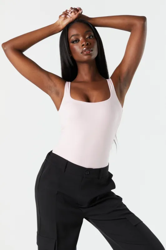 Maillot-débardeur profilé à encolure carrée rose sold by Urban Planet