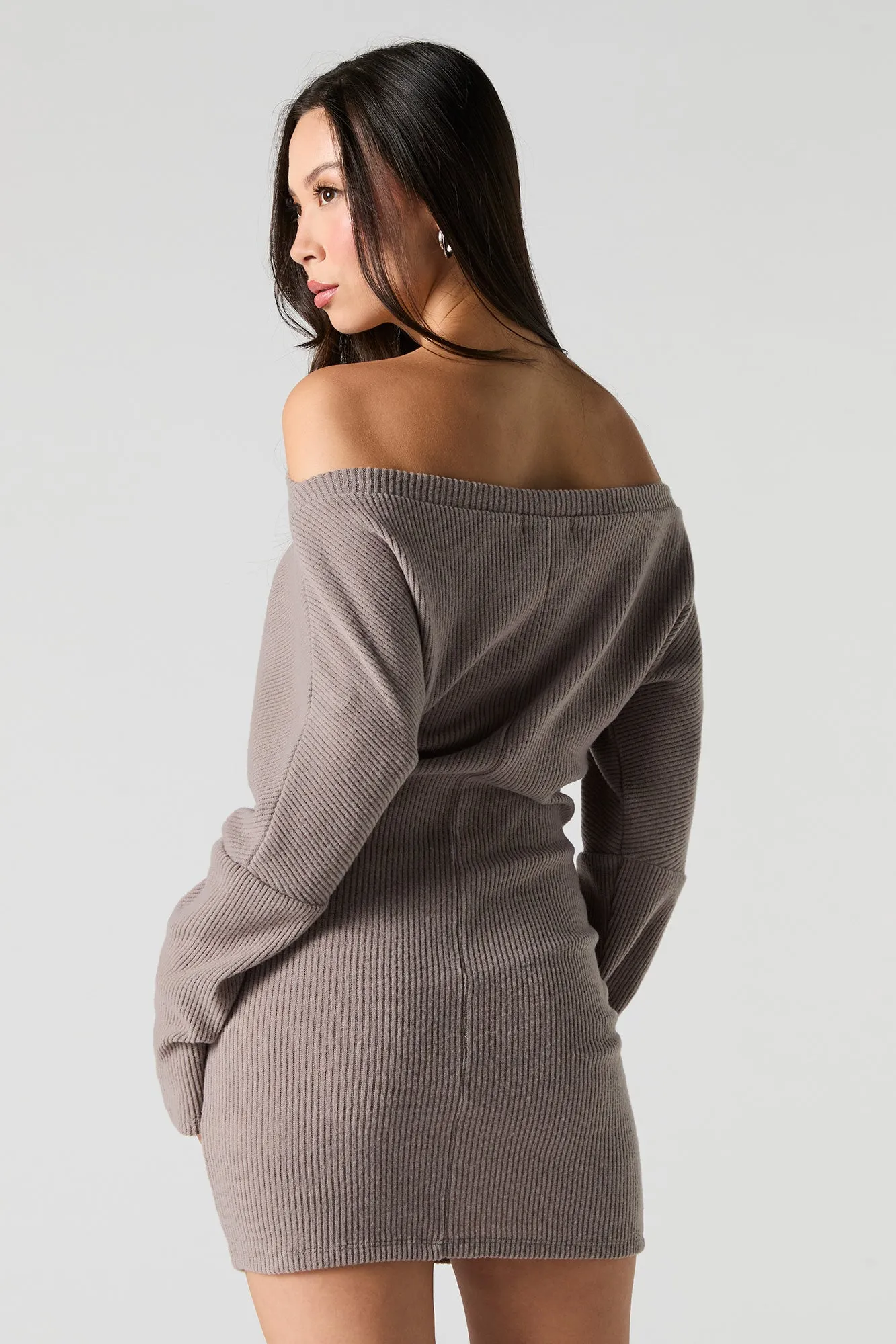 Robe-chandail en tricot côtelé à épaules dénudées sold by Urban Planet product image thumbnail 5