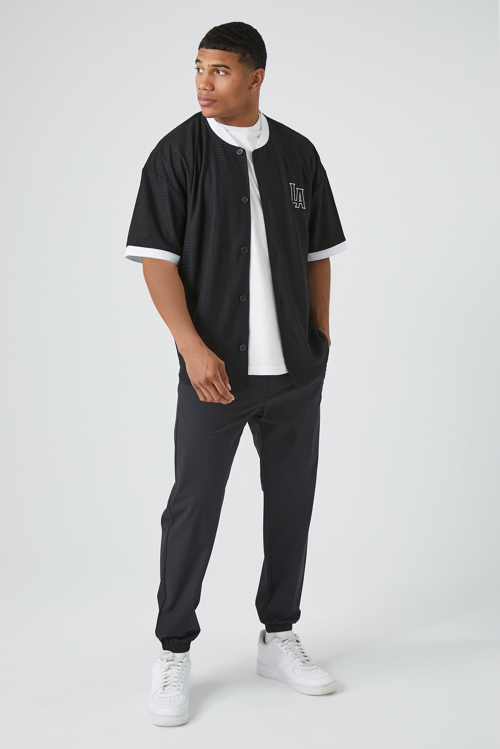 Jogger à taille coulissante sold by Urban Planet