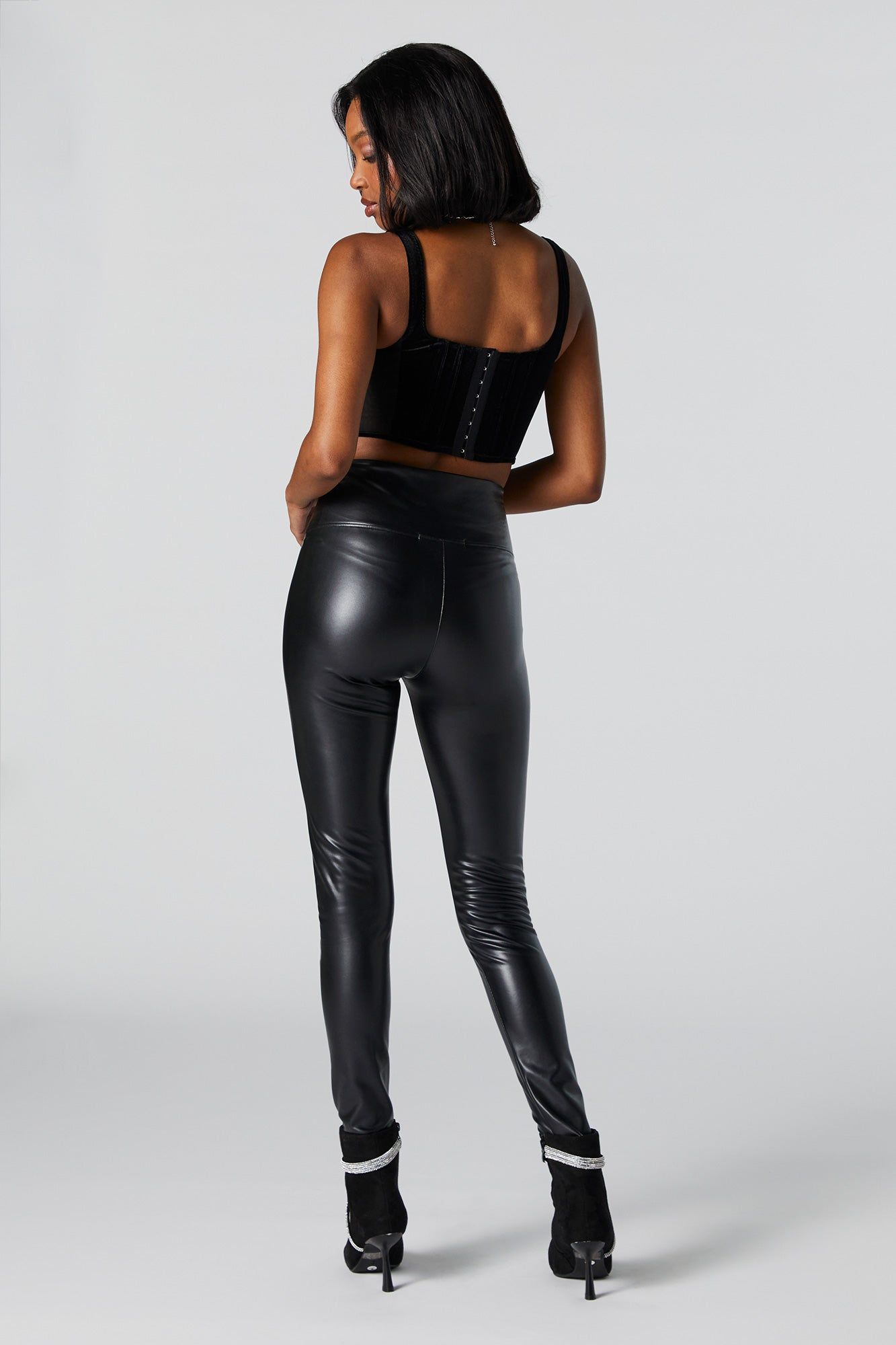 Legging à taille haute en similicuir sold by Urban Planet product image thumbnail 3