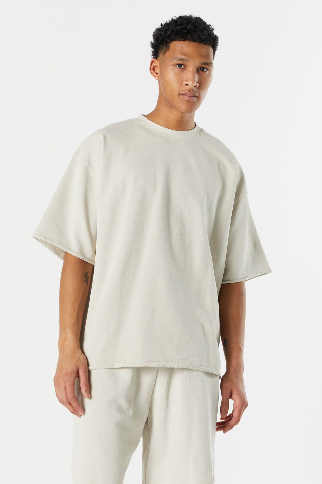 T-shirt ras du cou surdimensionné à ourlet roulé sold by Urban Planet product image thumbnail 7