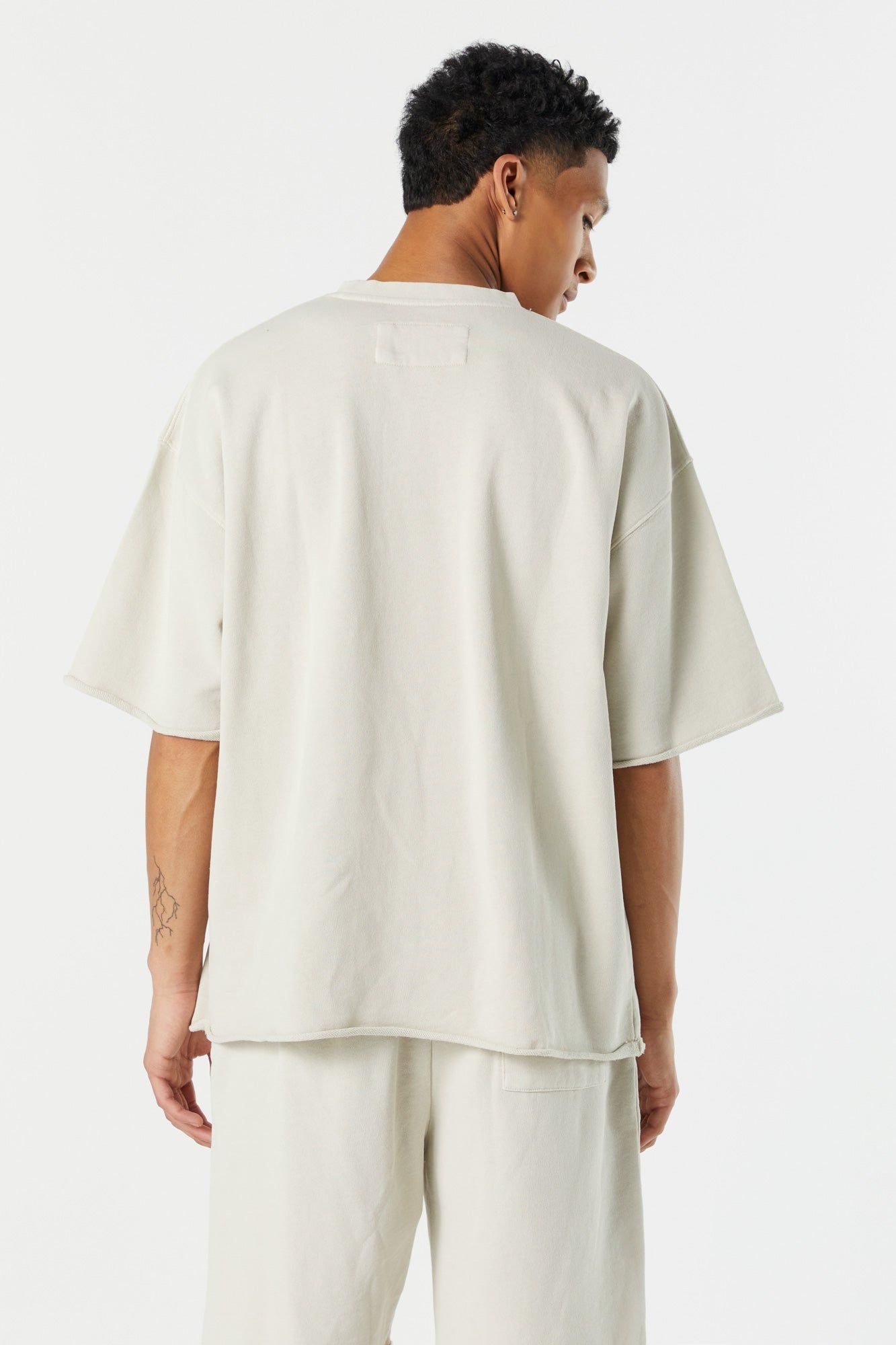 T-shirt ras du cou surdimensionné à ourlet roulé sold by Urban Planet product image thumbnail 8