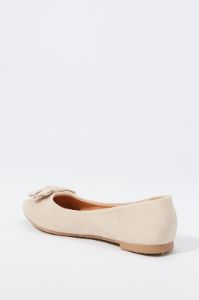 Ballerines avec boucles sold by Urban Planet