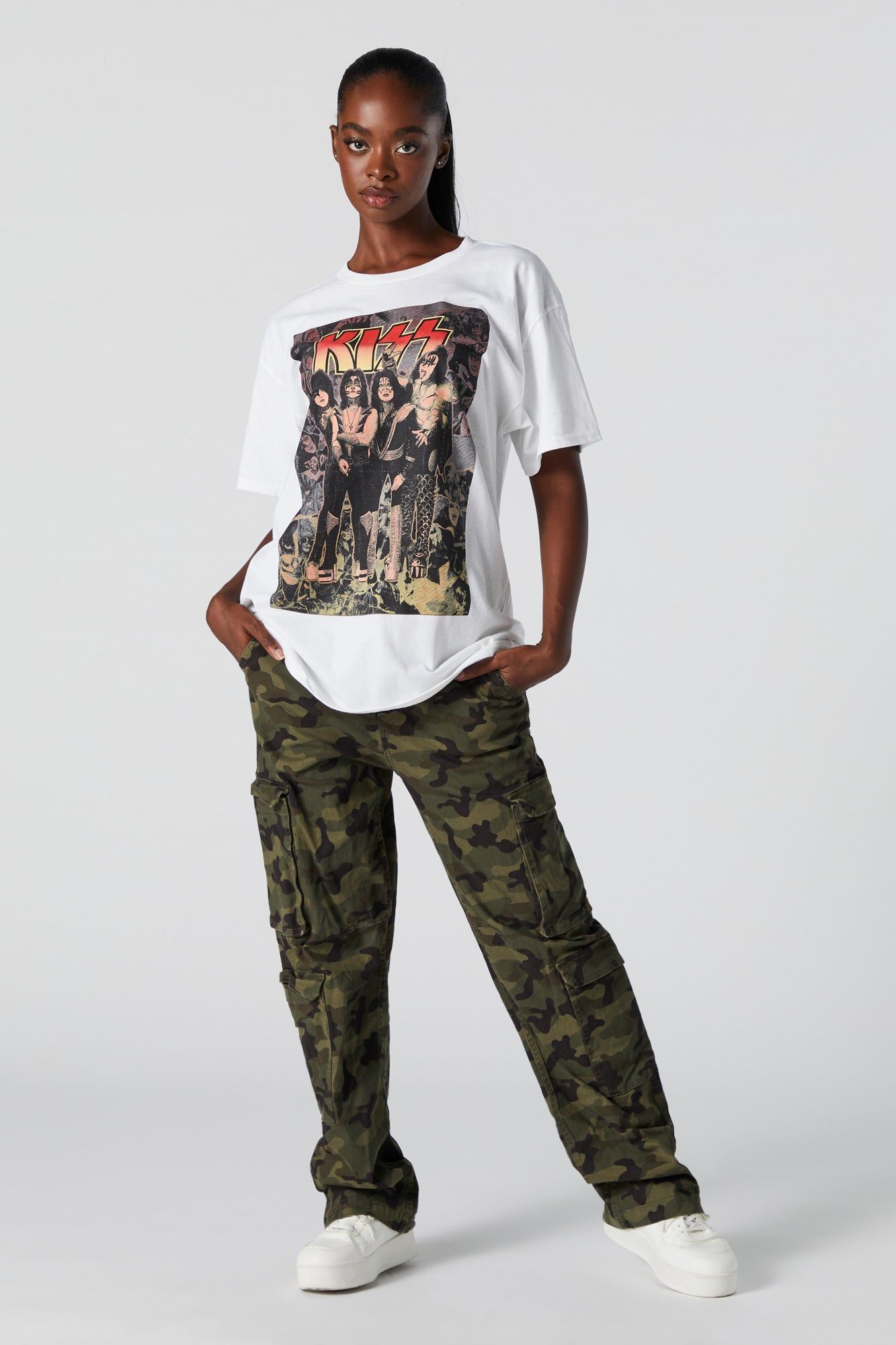 KISS Graphic Boyfriend T-Shirt sold by Urban Planet product image thumbnail 3