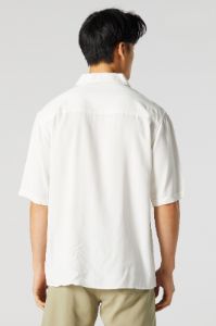 Haut boutonné avec manches mi-longues sold by Urban Planet