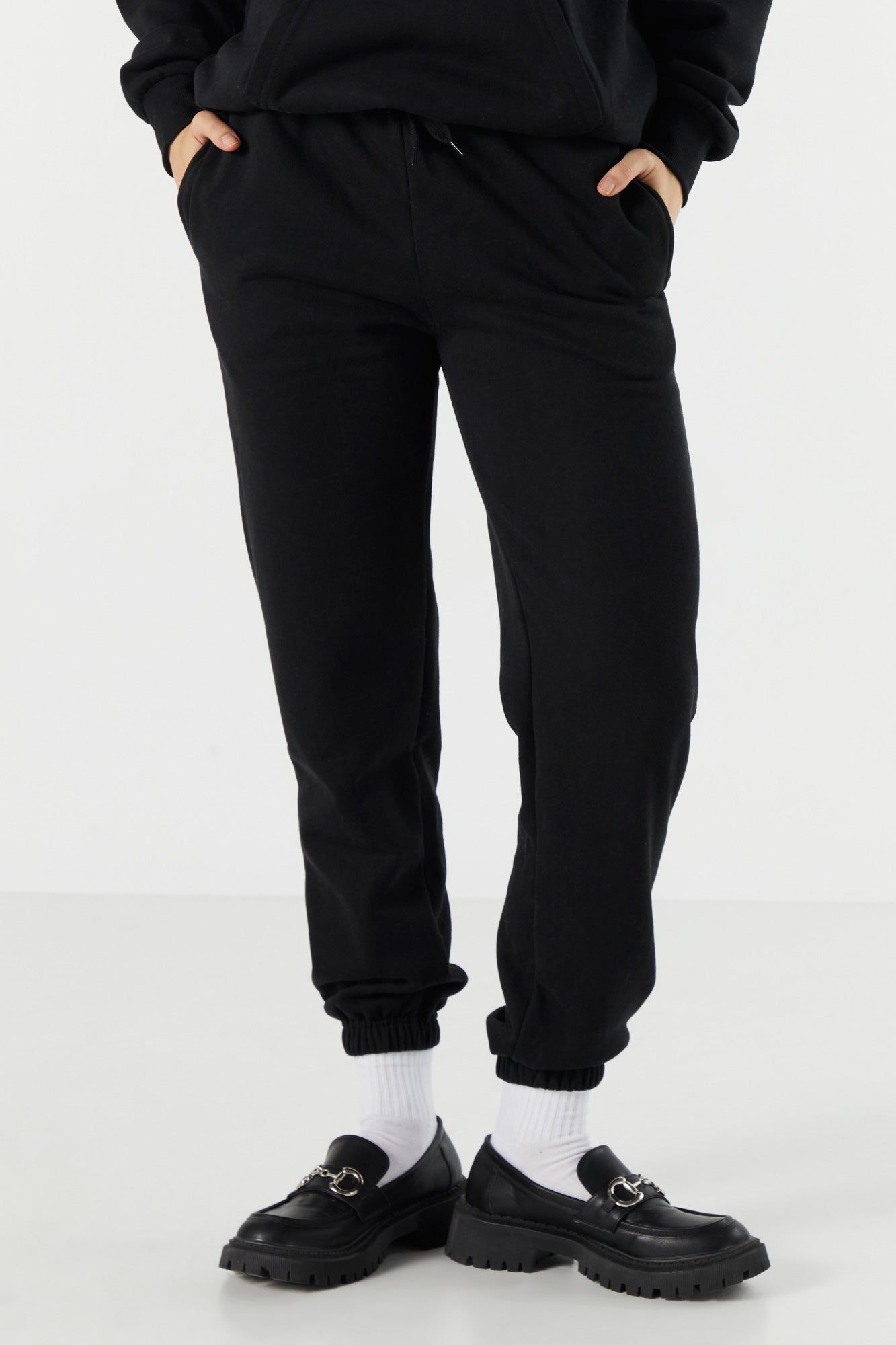 Pantalon de jogging en molleton à taille coulissante sold by Urban Planet product image thumbnail 5