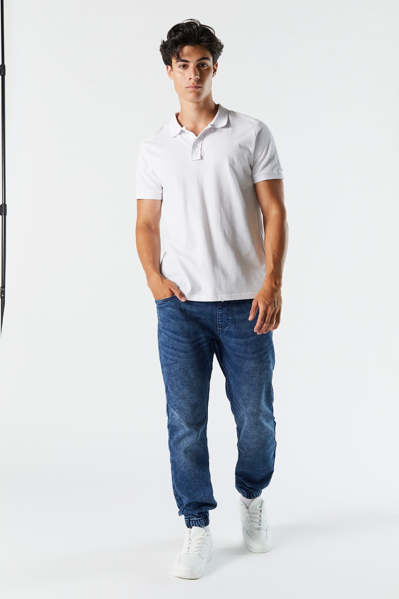 Jogger en denim délavé foncé sold by Urban Planet product image thumbnail 2