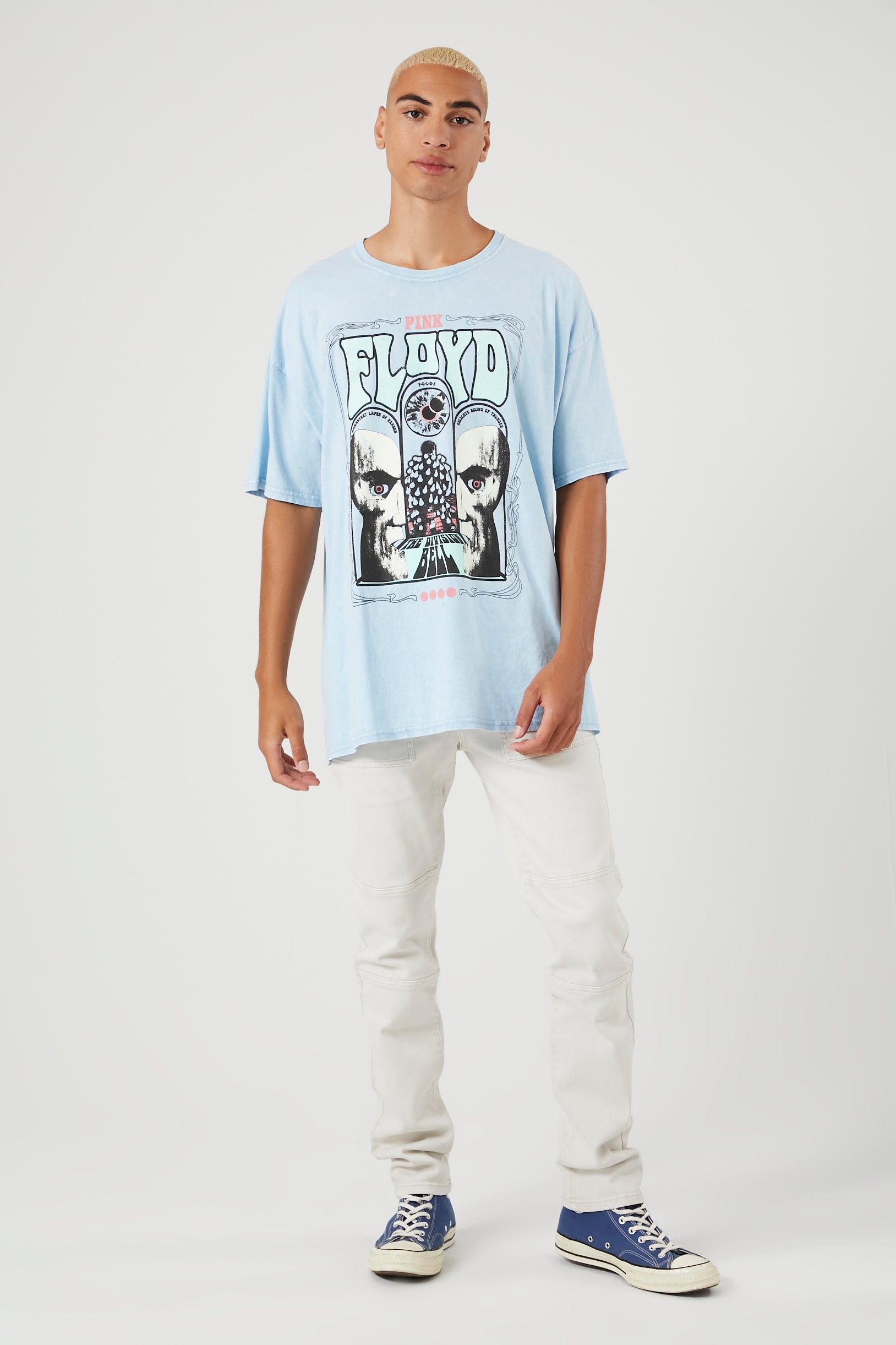 Jean cargo en denim extensible sold by Urban Planet