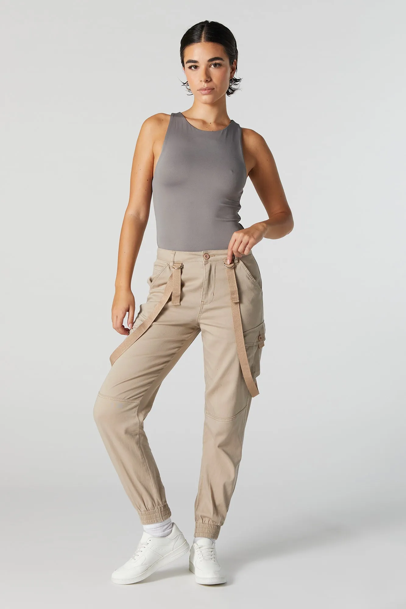 Jogger cargo utilitaire sold by Urban Planet