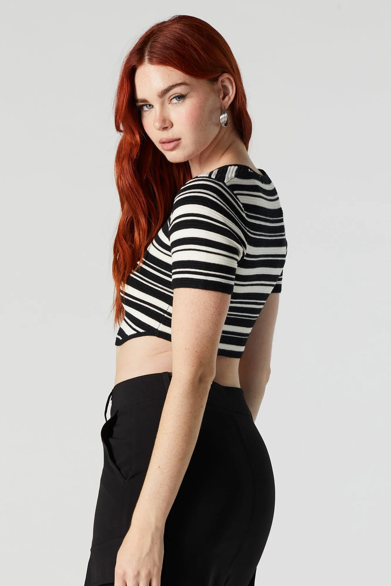 Haut côtelé court Rayé en tricot à manches courtes sold by Urban Planet product image thumbnail 2