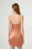 Minirobe bain-de-soleil moulante en satin sold by Urban Planet