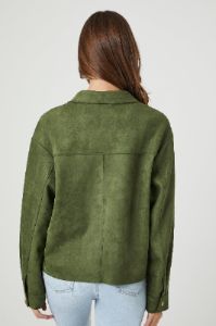Blouson boutonné en similisuède sold by Urban Planet