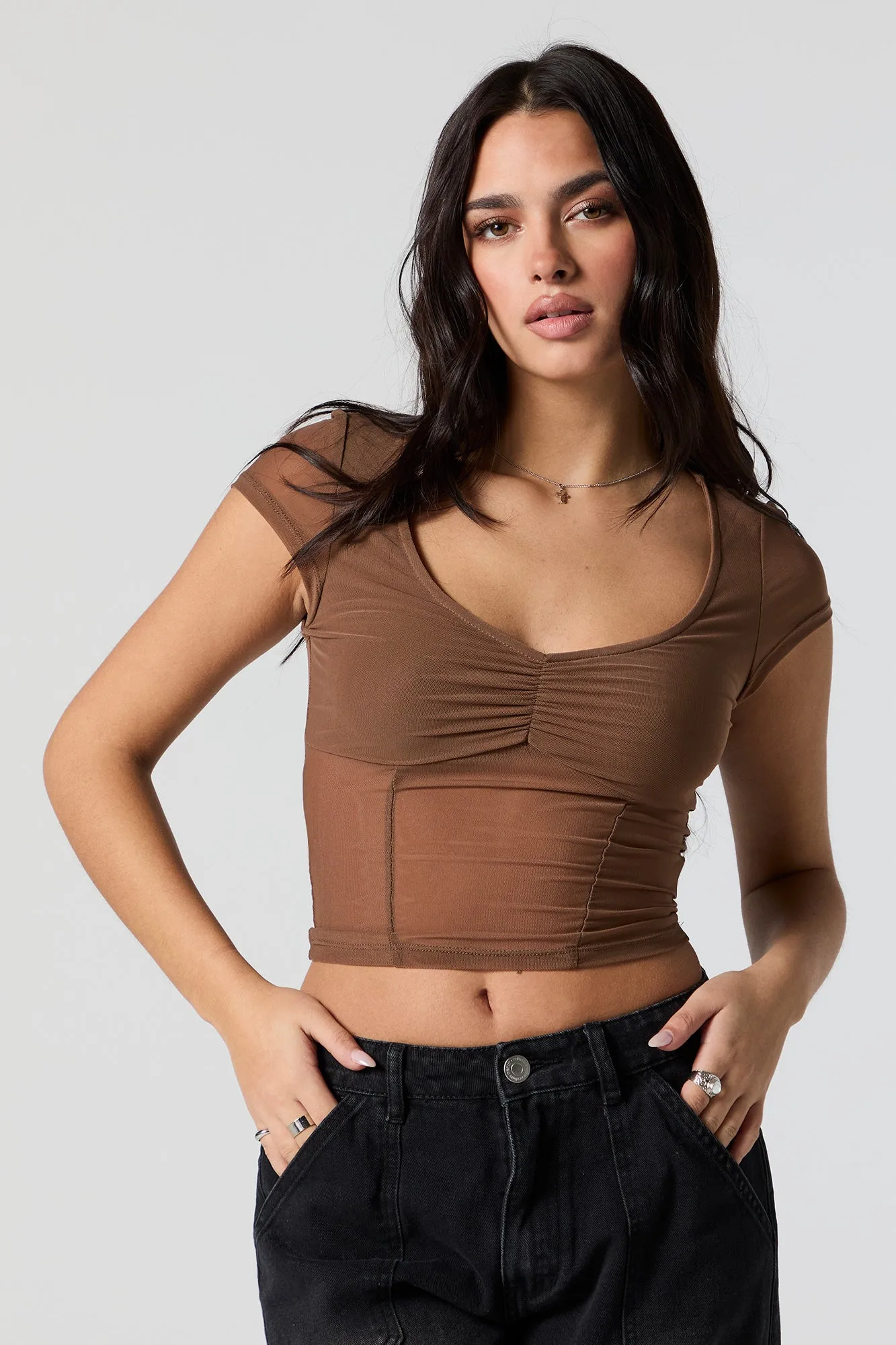 Haut écourté en filet à décolleté en cur sold by Urban Planet product image thumbnail 4