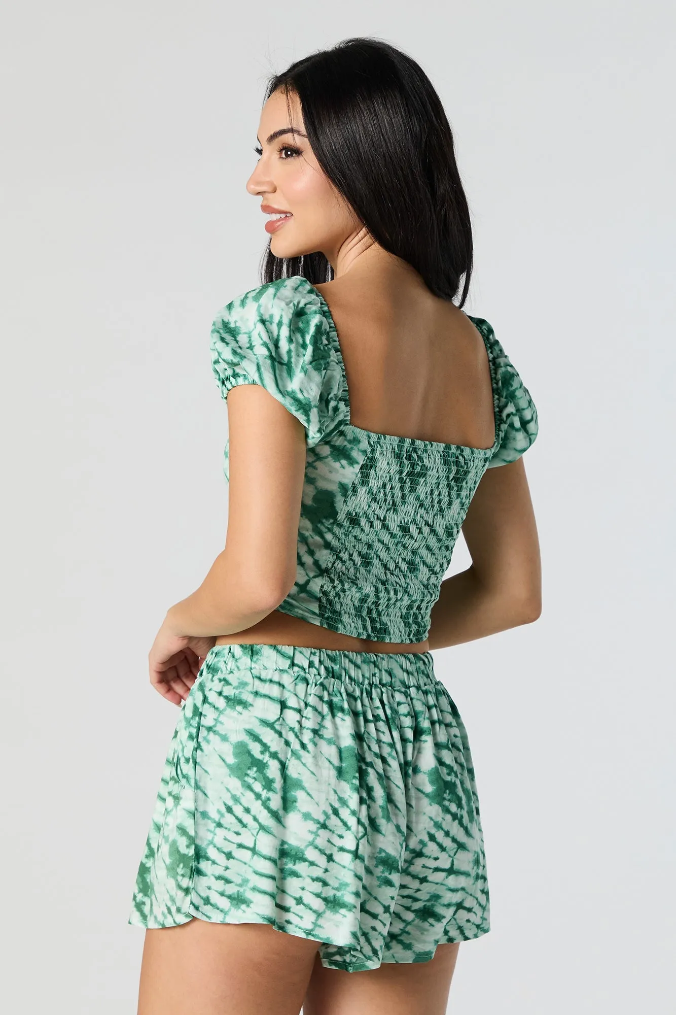 Haut court de style laitière noué-teint sold by Urban Planet product image thumbnail 2