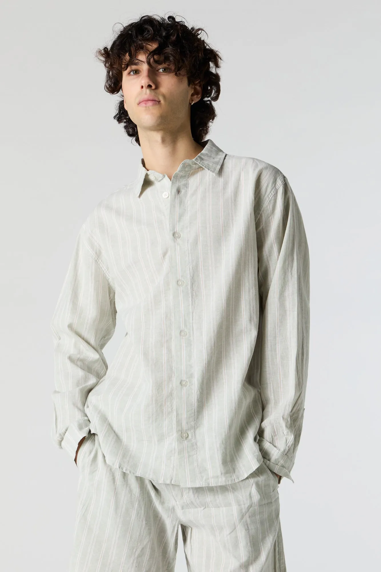 Haut boutonné en lin rayé sold by Urban Planet product image thumbnail 4