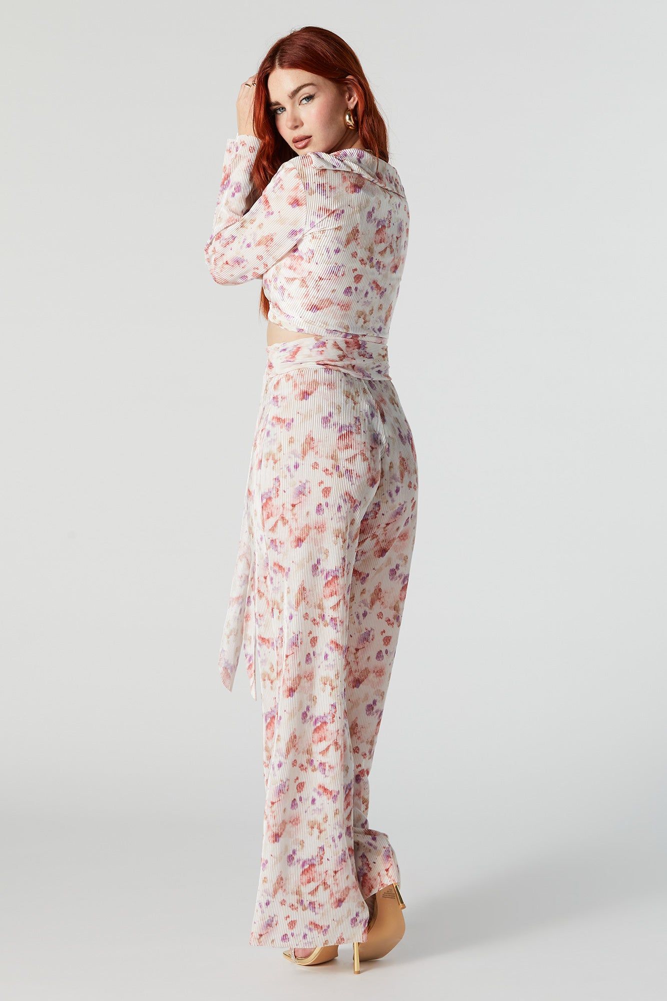 Pantalon à jambe large et taille haute fleuri sold by Urban Planet product image thumbnail 3