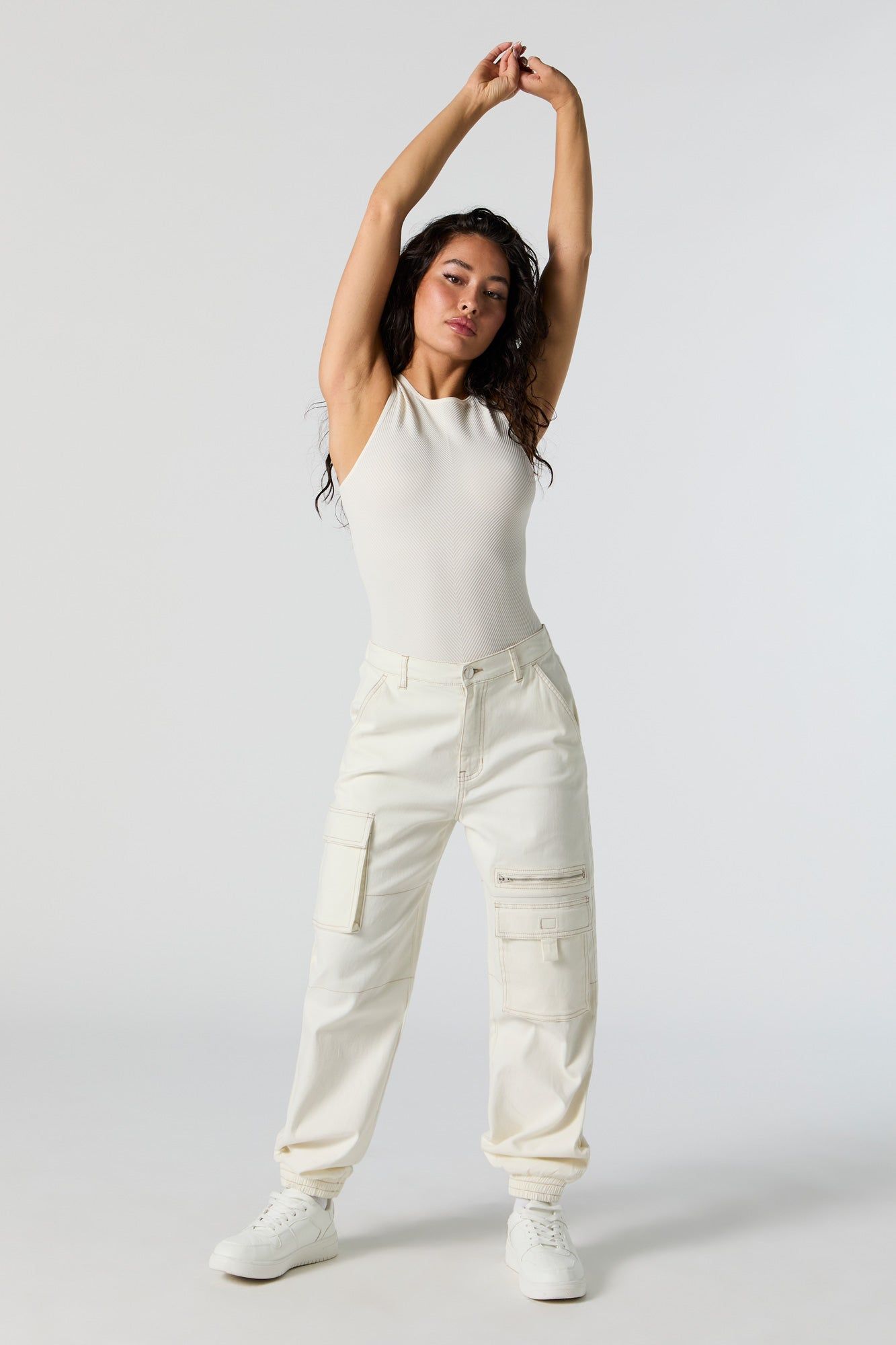 Jogger cargo avec poche à glissière sold by Urban Planet